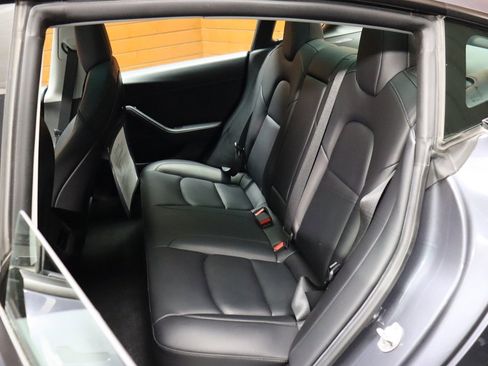 Used 2022 Tesla Model 3 Long Range image 38