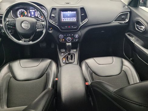 Used 2021 Jeep Cherokee Latitude Plus AWD/4WD image 22