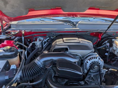 Used 2013 Chevrolet Tahoe LT w/ Texas Edition image 29