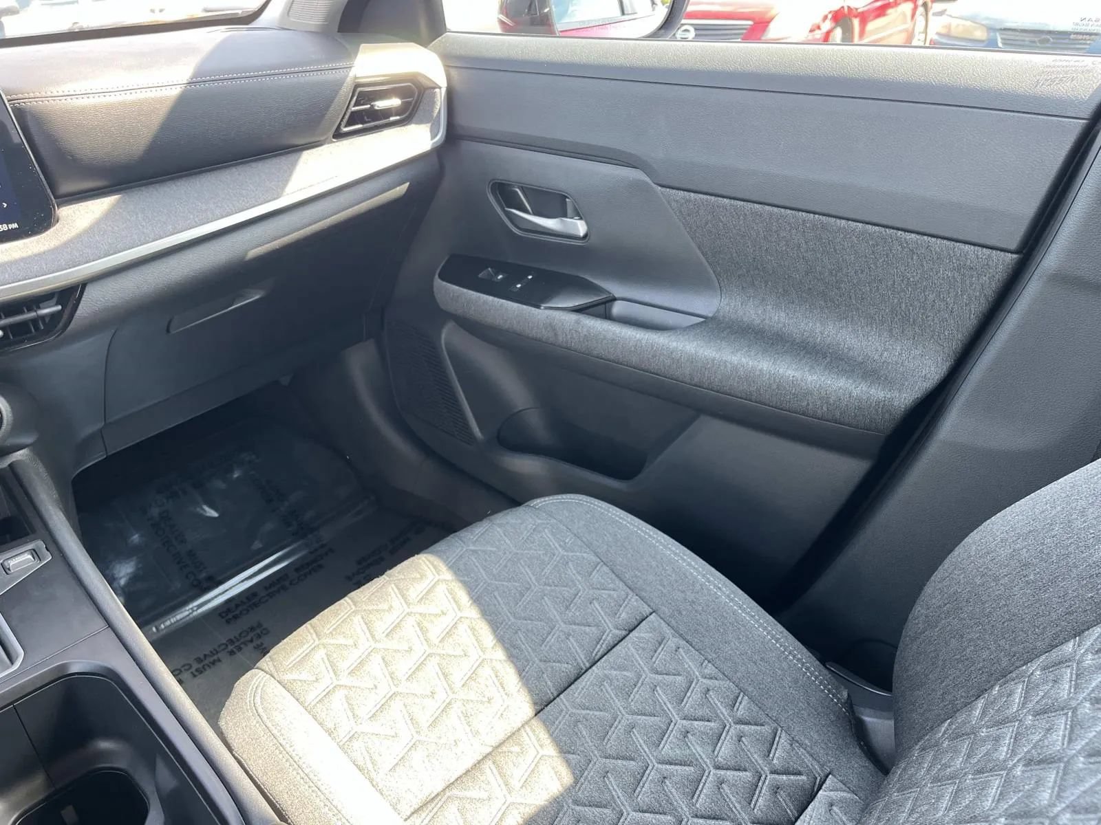 Used 2026 Nissan Kicks SV FWD image 10