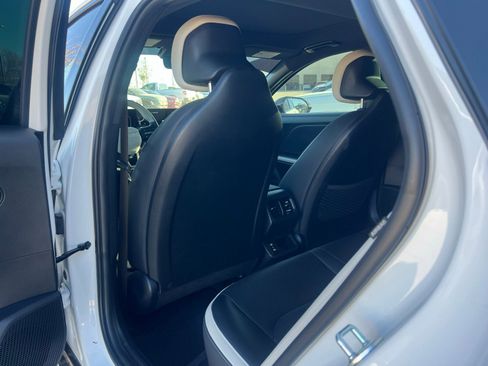 Used 2025 Kia K4 GT-Line Turbo image 16