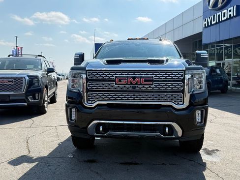 Used 2023 GMC Sierra 2500 Denali w/ Denali Ultimate Package image 2