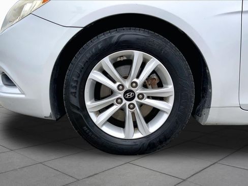 Used 2012 Hyundai Sonata GLS w/ Popular Equipment Pkg FWD image 11