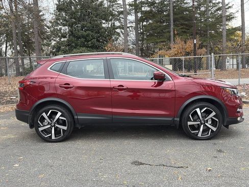 Certified 2022 Nissan Rogue Sport SL w/ Premium Package image 6