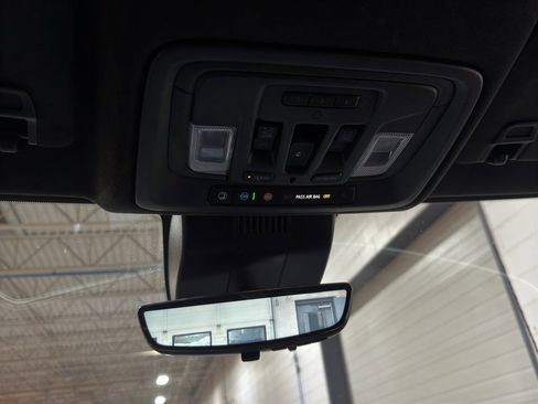 Used 2024 GMC Sierra 2500 AT4X image 45