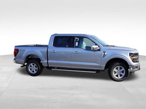New 2025 Ford F150 XLT w/ Equipment Group 302A MID image 2