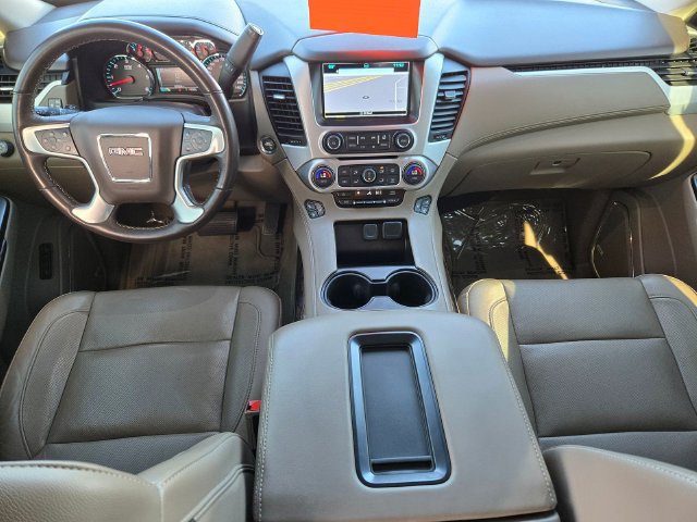 Used 2019 GMC Yukon SLT w/ Open Road Package AWD/4WD image 9