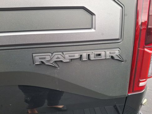 Used 2019 Ford F150 Raptor w/ Equipment Group 802A Luxury AWD/4WD image 29