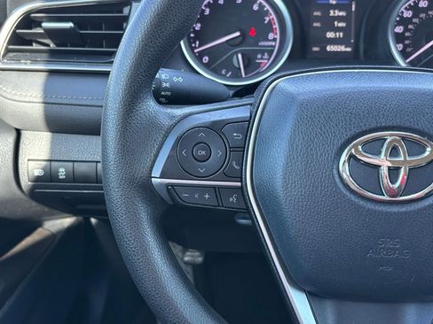 Used 2022 Toyota Camry LE image 15