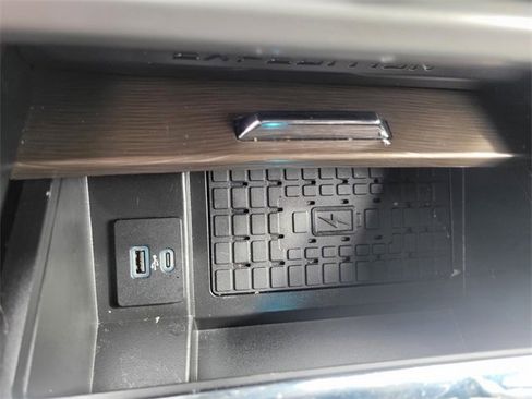 Certified 2022 Ford Expedition Limited image 29