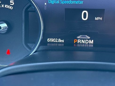 Used 2021 Ford F450 Platinum w/ FX4 Off-Road Package image 24