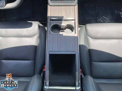 Used 2022 Tesla Model S AWD/4WD image 52