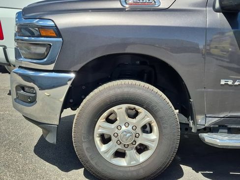 Certified 2025 RAM 2500 Big Horn AWD/4WD image 3