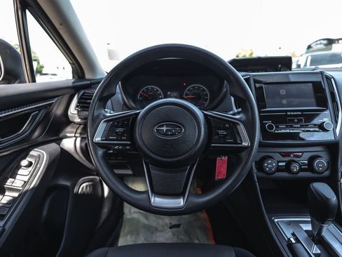 Used 2018 Subaru Impreza 2.0i Premium AWD/4WD image 21