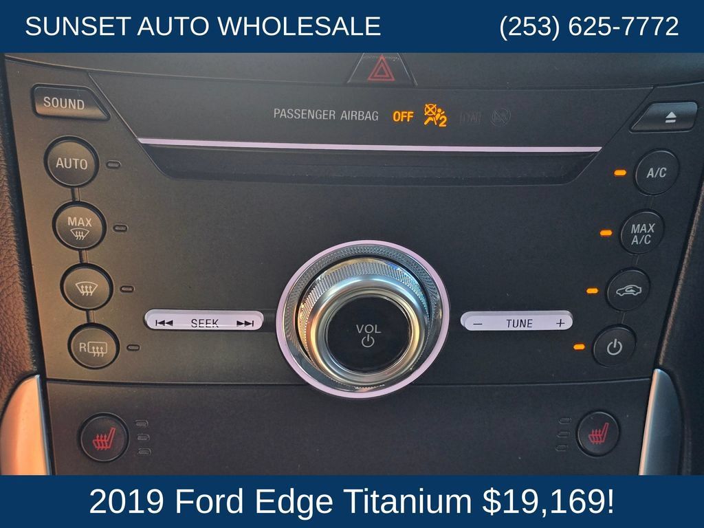 Used 2019 Ford Edge Titanium w/ Cold Weather Package AWD/4WD image 38