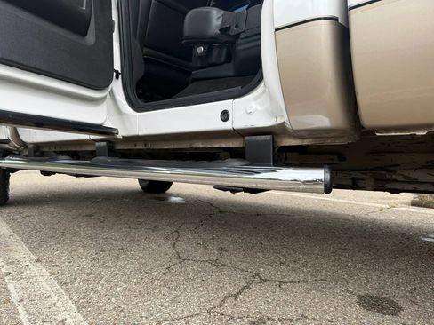 Used 2012 Ford F250 Lariat w/ FX4 Off Road Pkg AWD/4WD image 13