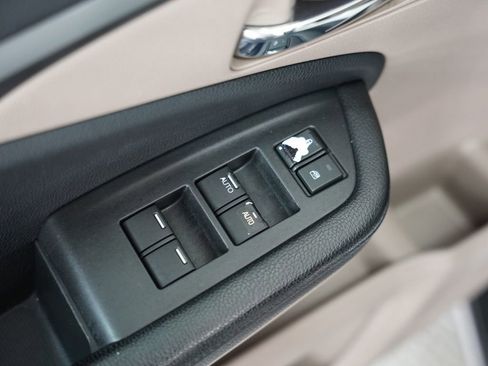 Used 2017 Honda Pilot EX image 43