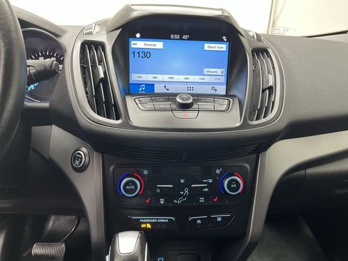 Used 2019 Ford Escape SEL image 16