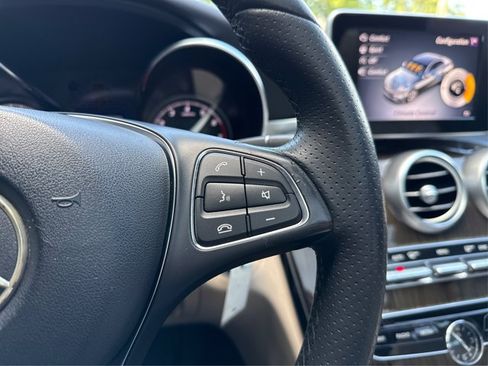 Used 2018 Mercedes-Benz C 300 Sedan image 34