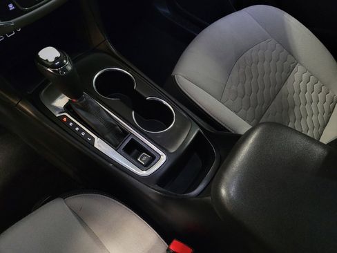 Used 2019 Chevrolet Equinox LS image 26