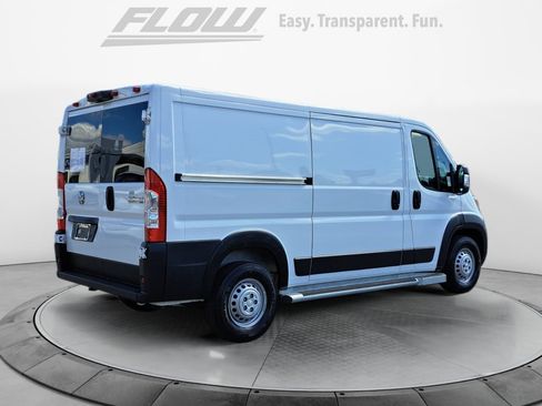 Used 2025 RAM ProMaster 2500 w/ U-Haul Equipment Group FWD image 9