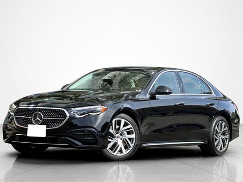 Used 2024 Mercedes-Benz E 350 4MATIC Sedan image 1