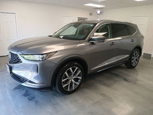 Used 2023 Acura MDX SH-AWD w/ Technology Package image 4
