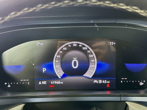 Certified 2023 Volkswagen Taos SE FWD image 15
