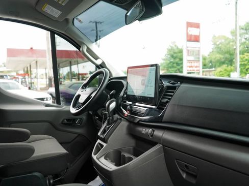 Used 2023 Ford Transit 350 XLT RWD image 9