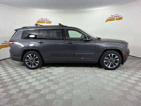 Used 2024 Jeep Grand Cherokee L Overland w/ Trailer Tow Package AWD/4WD image 7
