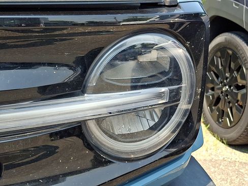Certified 2023 Ford Bronco Outer Banks AWD/4WD image 4