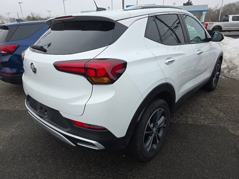 Used 2023 Buick Encore GX Select image 2