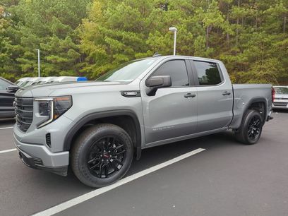 Used 2024 GMC Sierra 1500 Pro w/ Graphite Edition