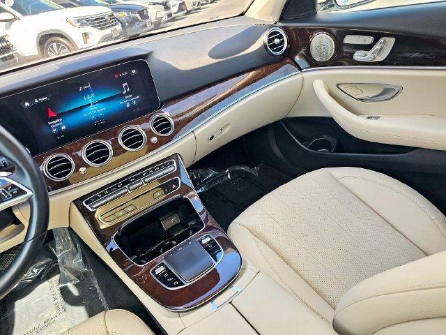 Used 2023 Mercedes-Benz E 450 4MATIC Sedan image 36