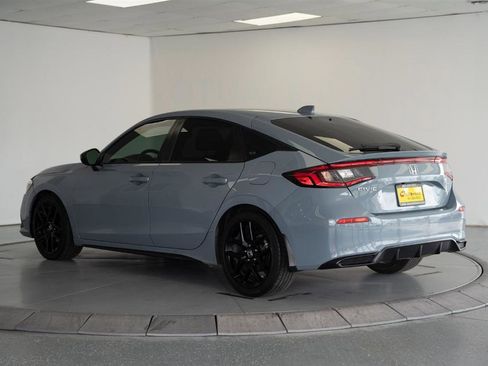 Used 2023 Honda Civic Sport image 5