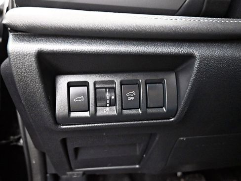Used 2023 Subaru Outback Limited AWD/4WD image 8