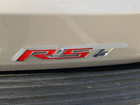 Used 2021 Chevrolet Tahoe RST w/ Luxury Package image 32