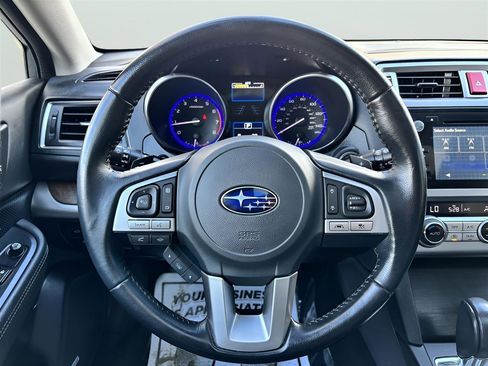 Used 2016 Subaru Outback 2.5i Limited AWD/4WD image 25