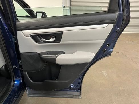 Used 2017 Honda CR-V LX image 16