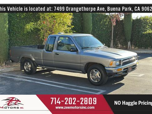 Used 1995 Toyota Pickup DX RWD image 4