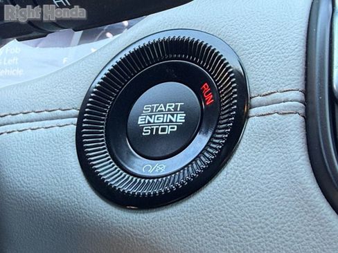 Used 2025 Jeep Compass Limited image 26