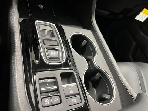 New 2025 Honda Pilot Touring image 39