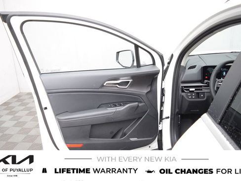New 2026 Kia Sportage EX AWD/4WD image 9