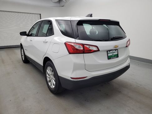Used 2019 Chevrolet Equinox LS AWD/4WD image 5