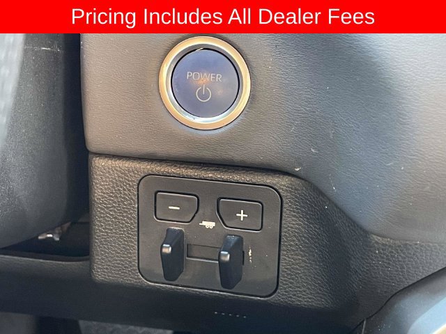 Used 2023 Toyota Sequoia Platinum AWD/4WD image 33