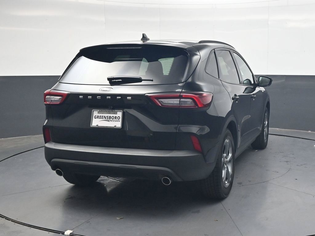 Used 2025 Ford Escape ST-Line FWD image 5