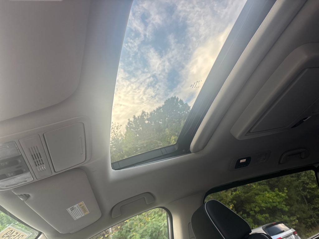 New 2026 Honda Odyssey Elite image 23