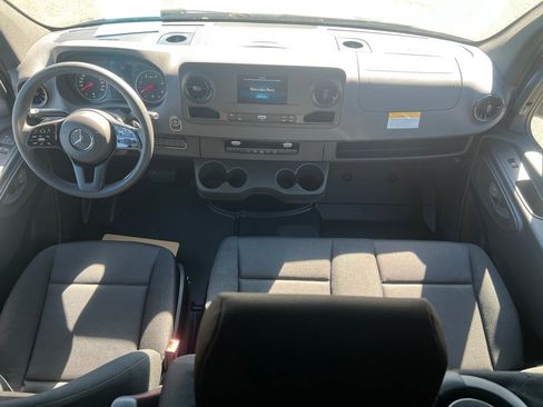 Used 2024 Mercedes-Benz Sprinter 3500 image 16
