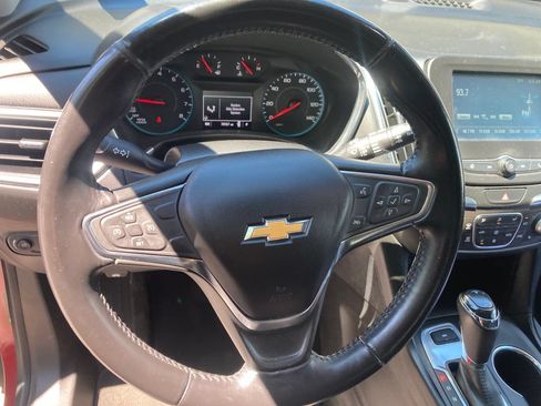 Used 2018 Chevrolet Equinox LT AWD/4WD image 20