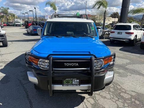 Used 2007 Toyota FJ Cruiser 2WD image 4